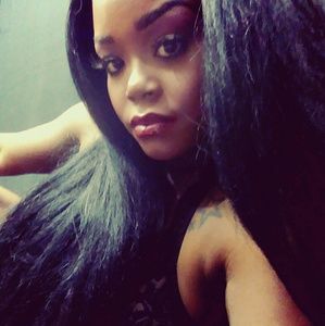 Meet your Posher, Lenee